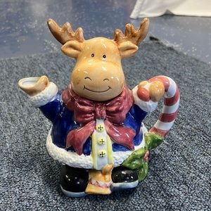 Moose tea pot
